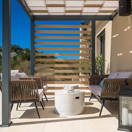 Dom wakacyjny Noeli Hum